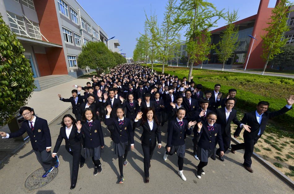 学校初中部师生